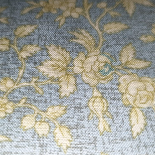 Kaye's Cottage by Kaye England Style 1325 green foliage