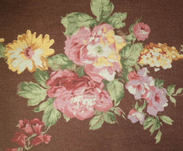 Yuwa Remember Quilts collection by Junko Miyazaki chocolate roses linen