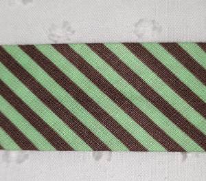 Polycotton Bias Binding 25mm Mint chocolate diagonal stripe