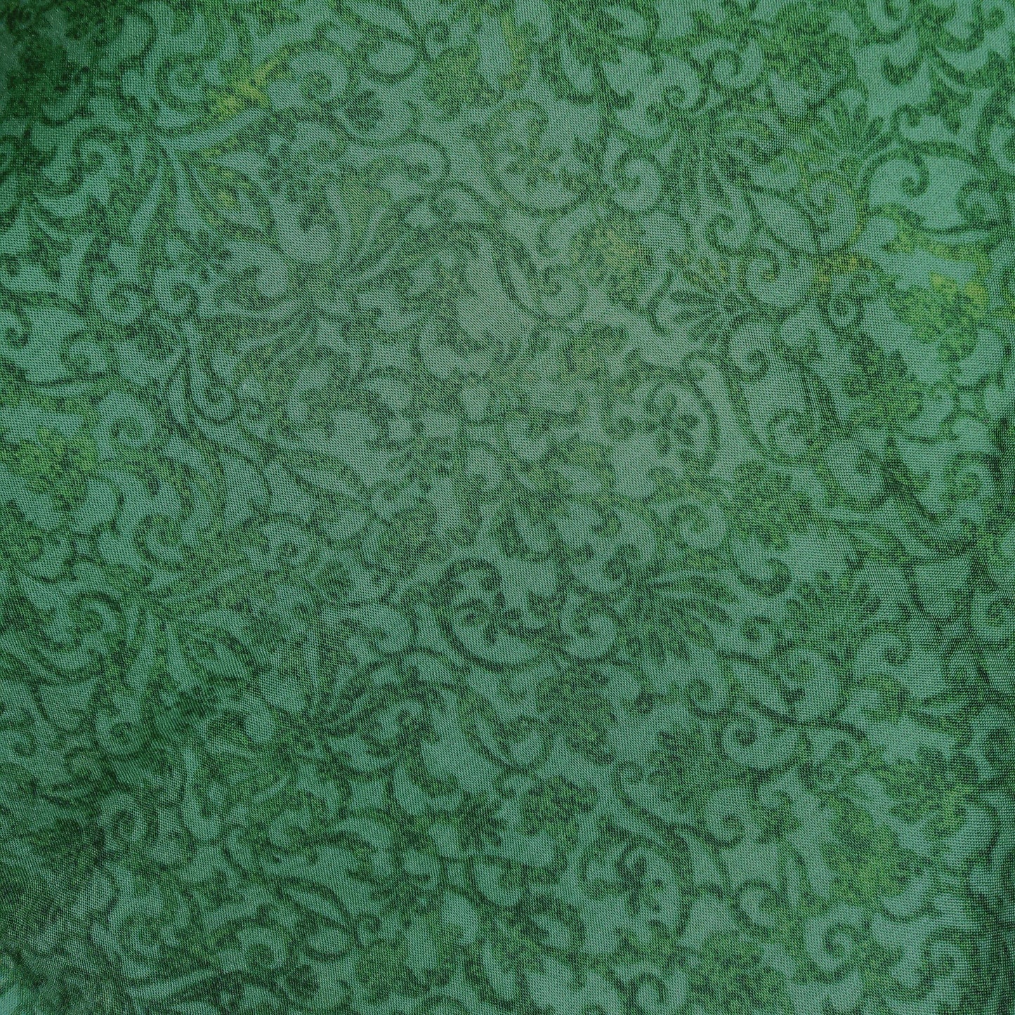 Hoffman Mercer St Floral Vine green E565 by Hoffman