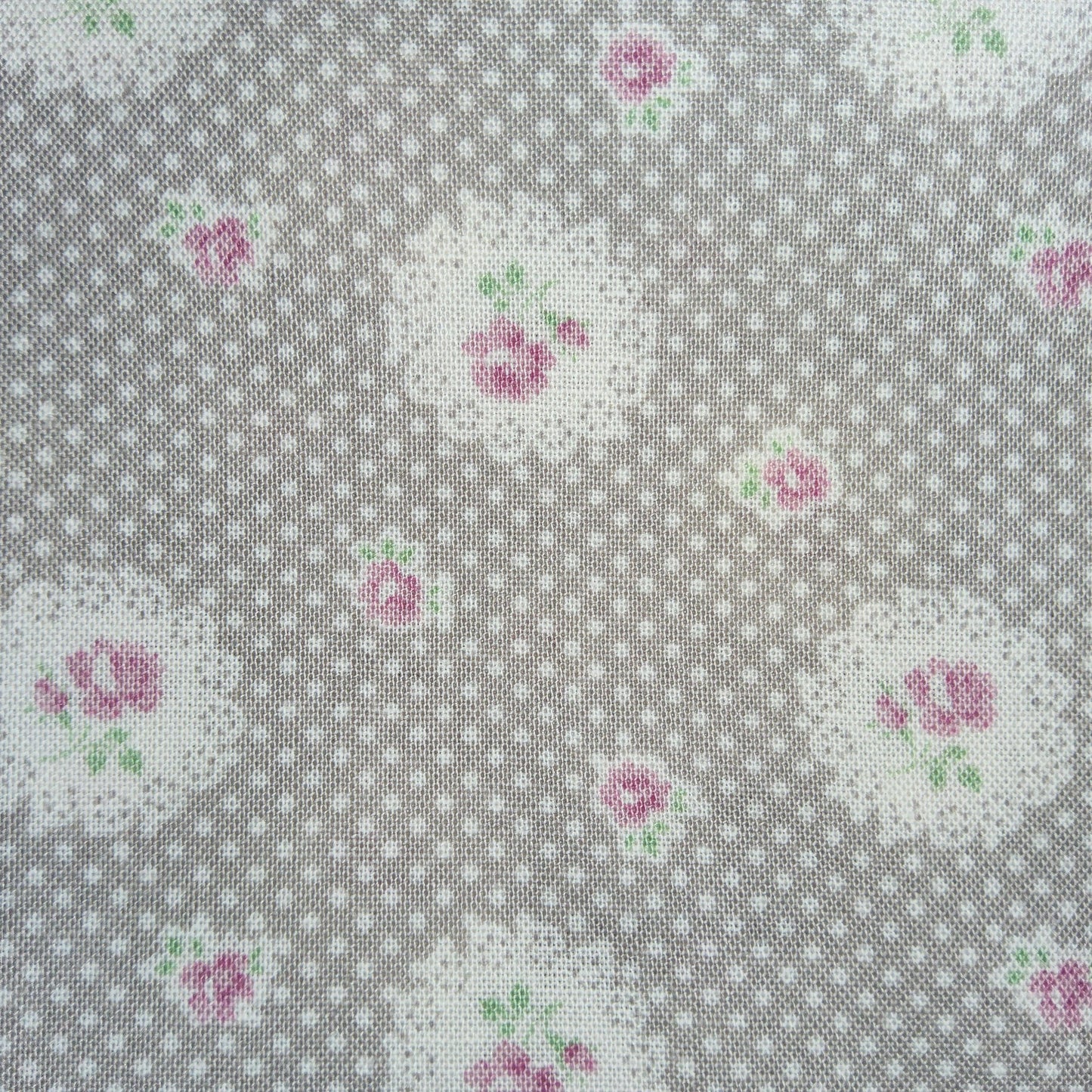 Yuwa Live Life 819798 Light Grey doily dot