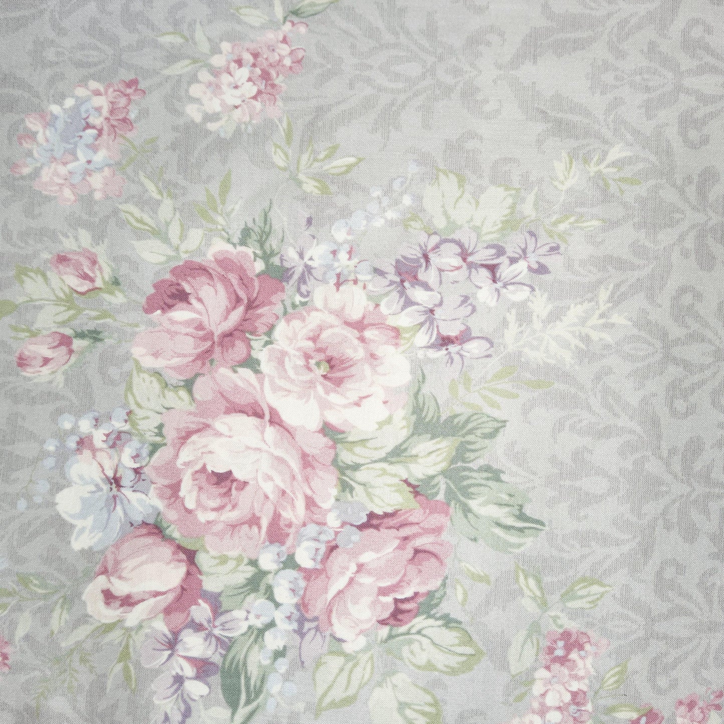 Yuwa Happy Heart light grey Floral (Damask tonal background) 150cm wide
