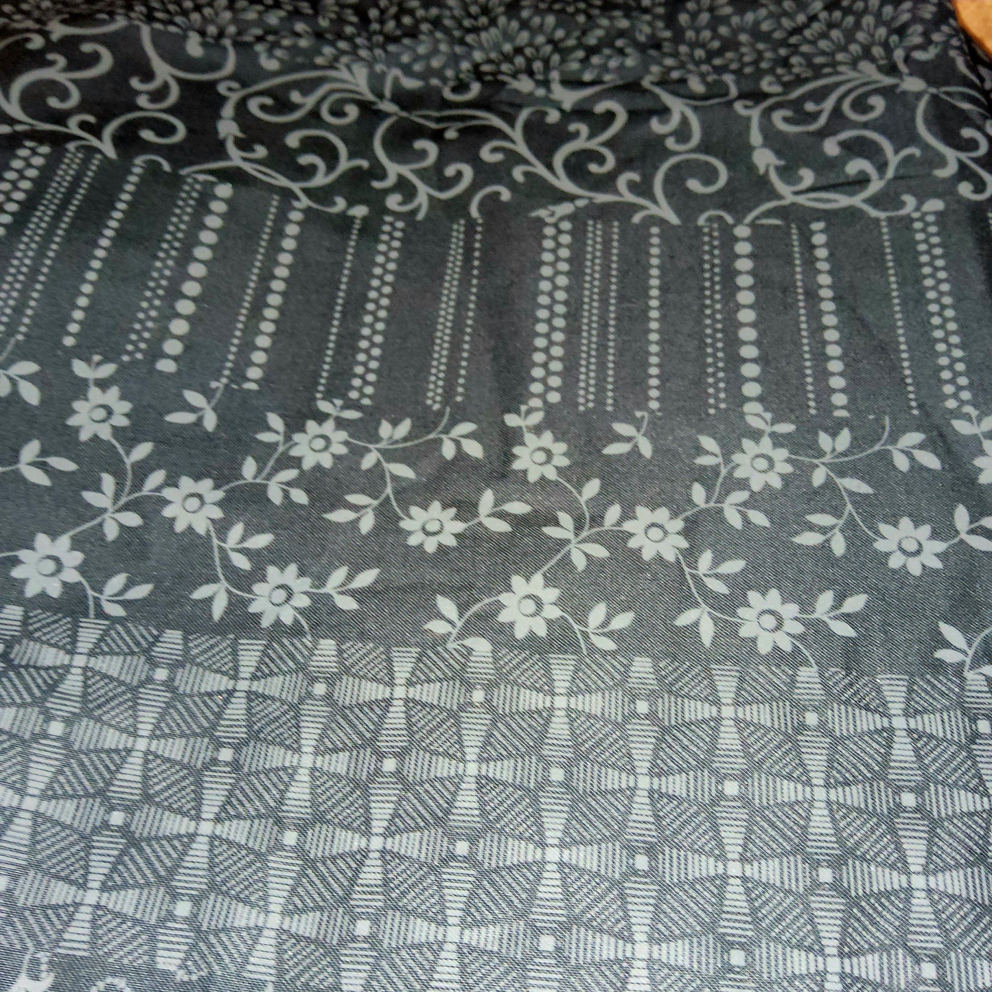 Faye Burgos black tonal Asian stripe (Japanese) *