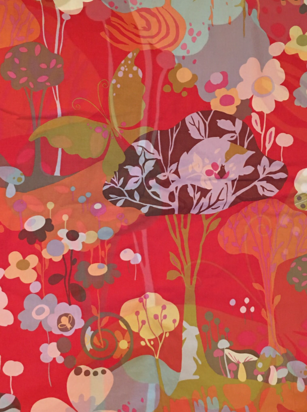 Momo - Wonderland scene in red 32100-15 Tea Time Tomato