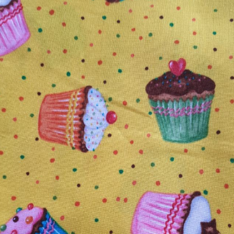 Timeless Treasures Cupcakes Yellow (Cupcake)