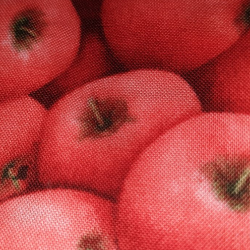 Kyle's Marketplace red apples 4775