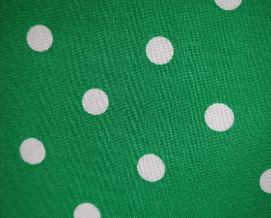 Sevenberry - medium white dot on green