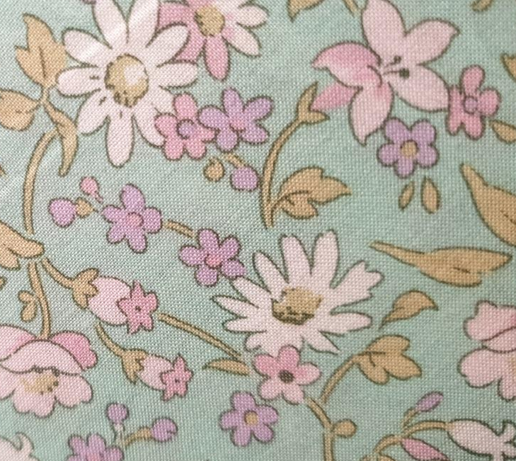 Yuwa - Angel Cheek Mint floral lawn 314652-B