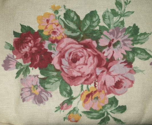Yuwa Remember Quilts collection by Junko Miyazaki cream roses linen
