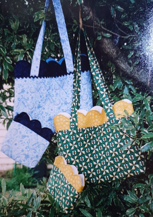 Quilting Bee's Bag Pattern by blue Willow Designs