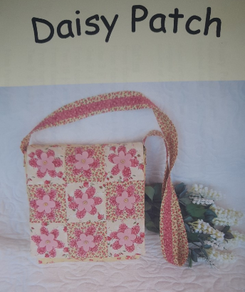 Daisy Patch bag pattern by Material Possessions