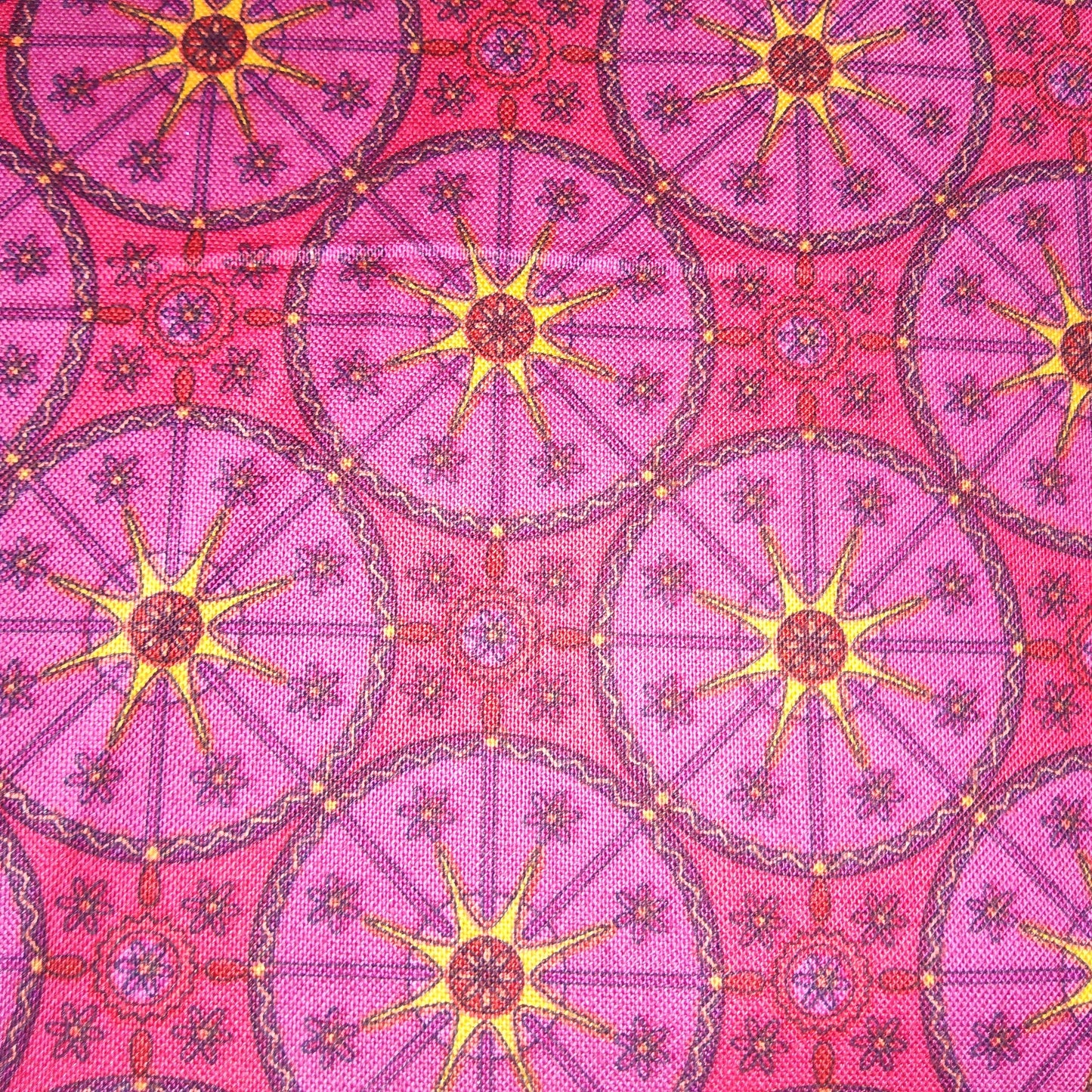 Prism by Funquilts - hot pink wheels D815 640