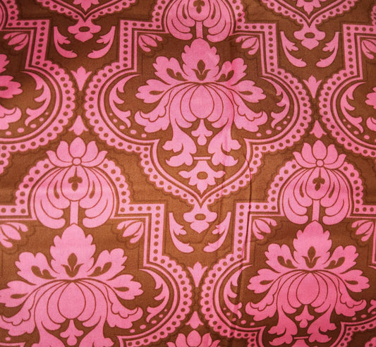 Jennifer Paganelli- Girlfriends - Molly damask cocoa pink