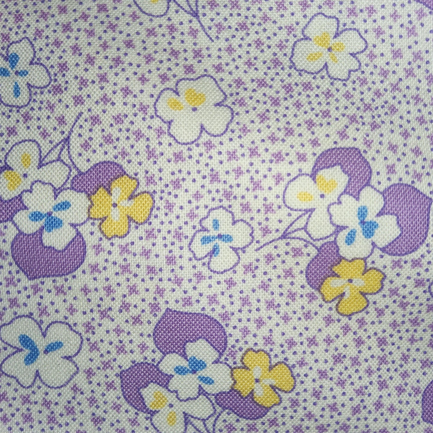 Moda - Chloe's Closet - Apron Strings 15475 Lavender Pansies