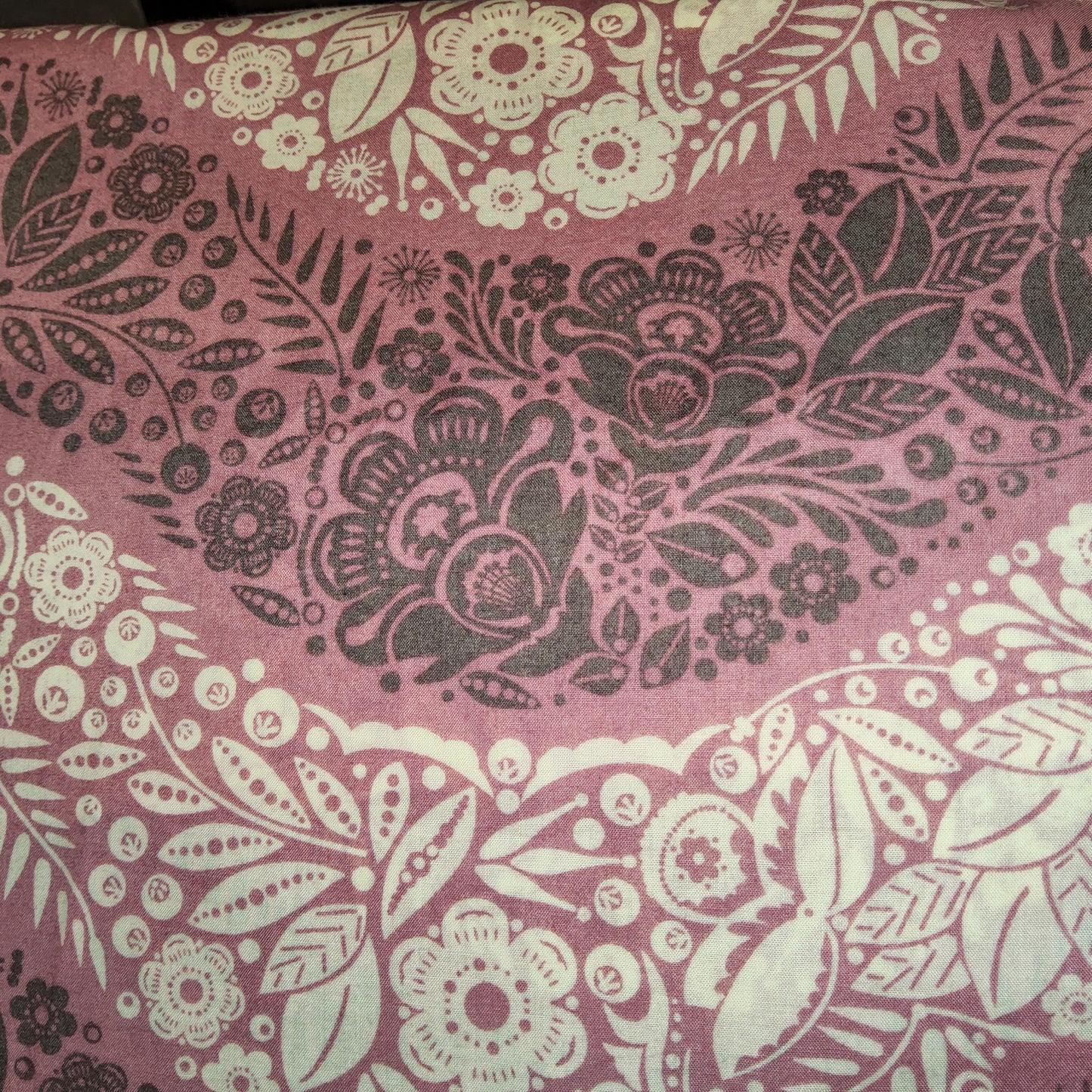 Anna Maria Horner - Little Folks Voile - Village Paths - Lilac Wavy floral VAH06