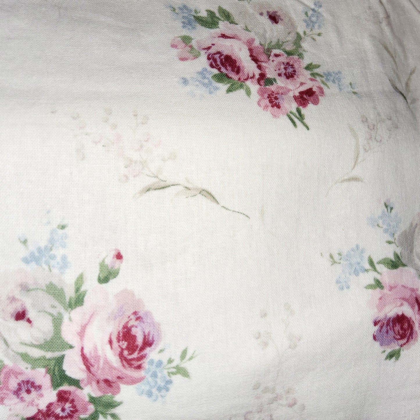 Yuwa Antique Collection Live Life 1905-1906 cotton linen (140 cm wide) White floral