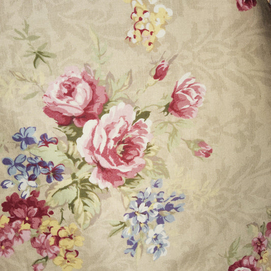 Yuwa Happy Heart Beige Floral (Damask tonal background) 150cm wide